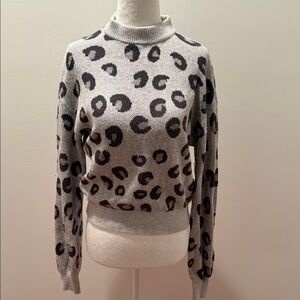 Abercrombie & Fitch Cowl Neck Sweater in Gray and Black size Xs